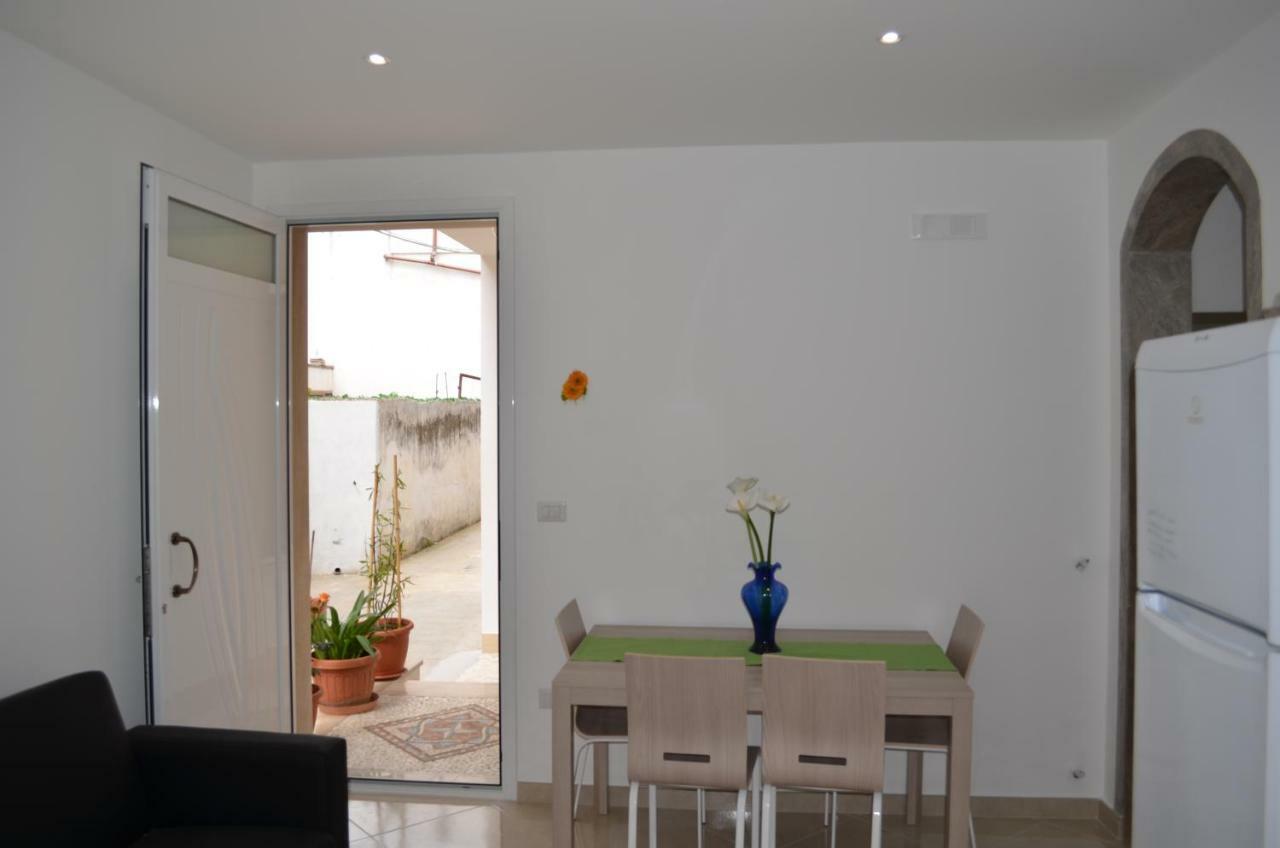 Casa Cost * Tuglie
